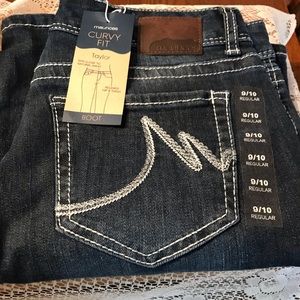 Maurices Curvy Fit Boot Cut Jeans